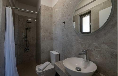 Avia Apartment | A V Luxury Apartments with Private Pools