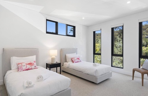 Point Clare House | A Waterfront at Point Clare