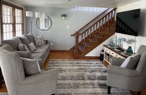 Wareham Center House | A Wave from it All: Swift's Beach Wareham
