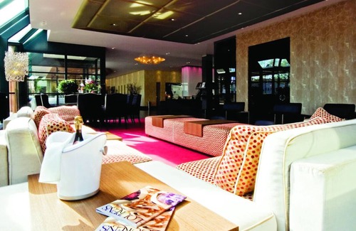 Municipality of Zeist Hotel | A Welcoming Escape with On-site Restaurant, Free Parking, and Quiet Comfort