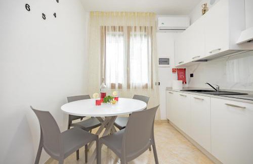 Cesate Apartment | A1 Fiori di Pesco #TRILOCALE&m e DOPPI SERVIZI- Rho Fiera Milano Monza Como Malpensa