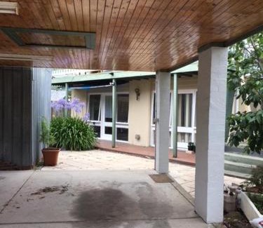 Mitcham House | A2, 9A in the East Suburb