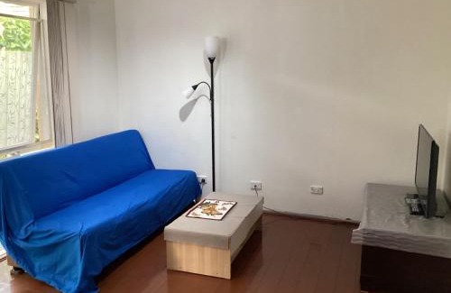 Mitcham House | A2, 9A in the East Suburb