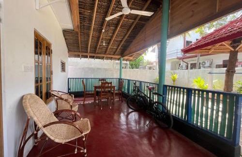 Uppuveli House | Aara Holiday Home