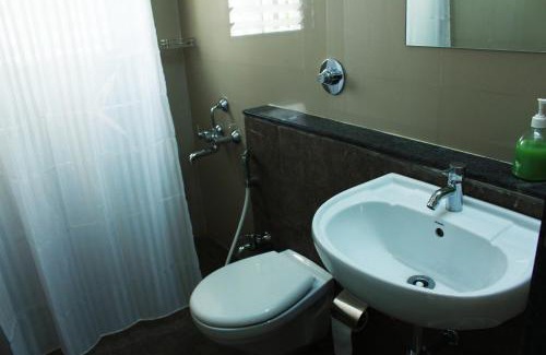 Nashik Bed & Breakfast | Aashiyana Inn