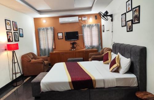 Chennai House | Aathira Inn