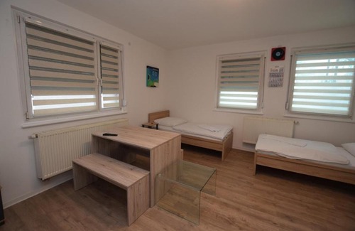 Stuttgart House | AB Möhringen Messe Zimmer