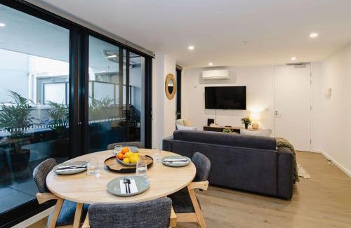 Abbotsford Apartment | Abbotsford Abode With Pool Parking & Gym