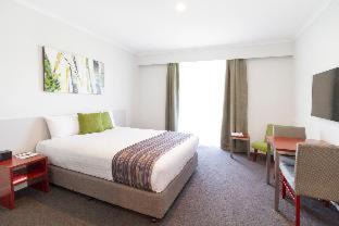 Narrabundah Hotel | Abode Narrabundah