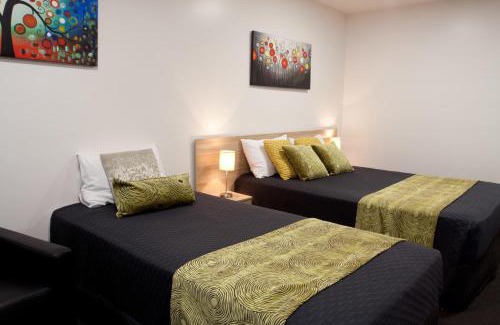 Emerald Hotel | Abode37 Motel Emerald