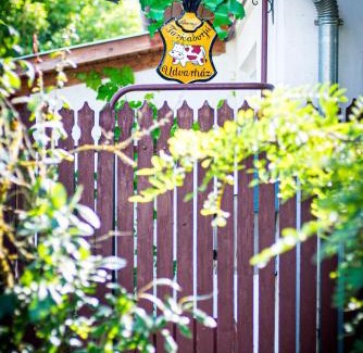 Abony Apartment | Abonyi Tarkaborjú Udvarház