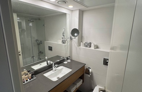 Kerem HaTeimanim Hotel | Abratel Sea View
