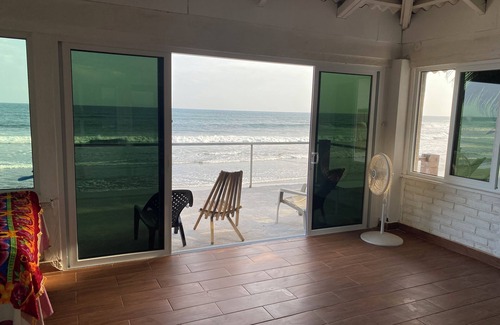 Playa San Blas House | Absolute Ocean Front Studio Loft. In the heart of Surf City