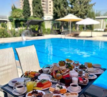 Baghdad Hotel | Abu Sanaa Hotel