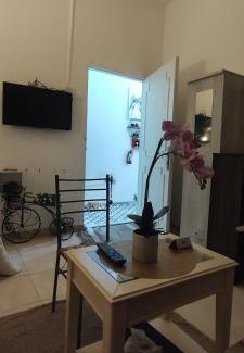 Abu Dhabi House | ABUDHABI Traveler's Room