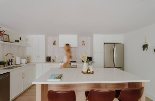 Seattle House | AC/Family 14 ppl/Parking/Chef Kitchen/Mins to DT