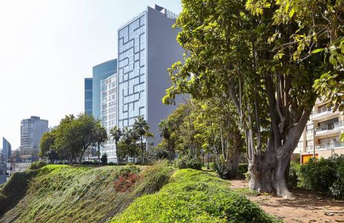 Armendariz Hotel | AC Hotel by Marriott Lima Miraflores