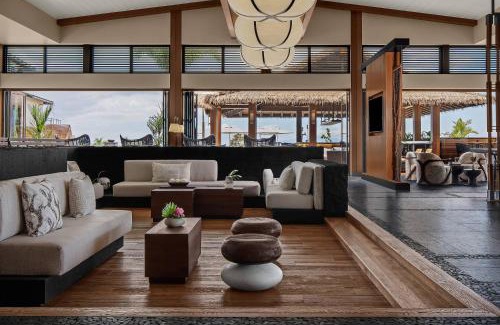 Wailea Hotel | AC Hotel by Marriott Maui Wailea