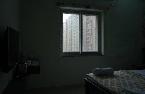 Gachibowli Apartment | AC Room Near ISB/US Embassy, Gachibowli