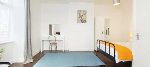 Brent Apartment | Acacia Flat 189 in Wembley