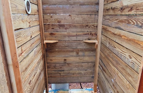 Manset Cabin | Acadia Cabin 2nCozy cabin with 1 bedroom and WiFi, AC