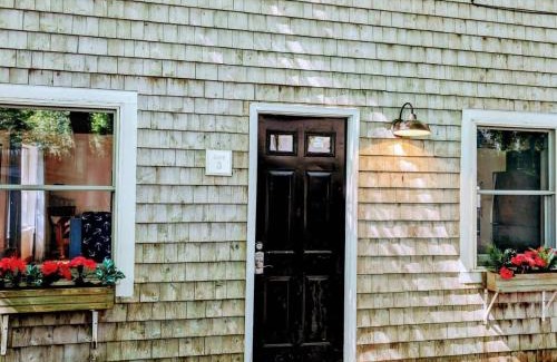 Southwest Harbor House | Acadia Park Suites Condo