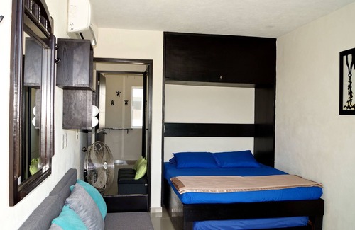 La Poza Apartment | Acapulco Diamond Zone Residential With Jacuzzi in Private Roof Garden