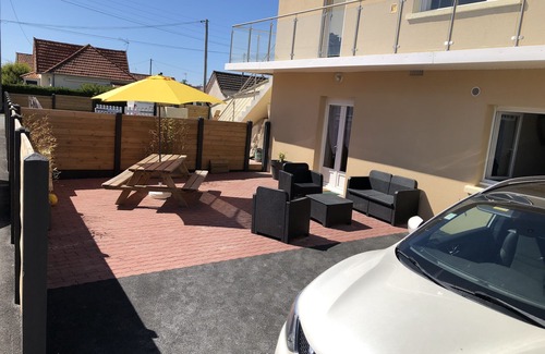 Saint-Martin de Brehal Apartment | Accommodation 400 meters from the beach for 5 people