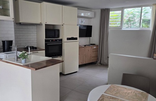 Punaauia Apartment | Accommodation Tahiti Punaauia Confort with Swimming Pool