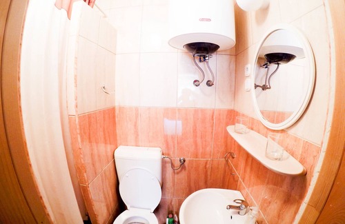 Cove Tri Zala (Zrnovo) House | Accommodation Vitaic