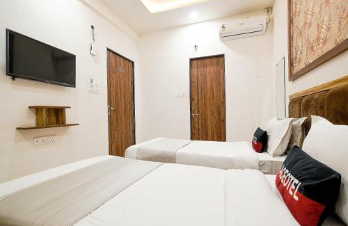 Vijay Nagar Hotel | Aceotel Inn Flamingo