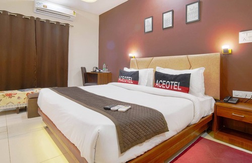 Vijay Nagar Hotel | Aceotel Inn RM Vijay Nagar