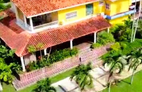 San Diego Hotel | Acogedora Alojamiento en Casa de Montaña