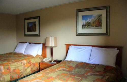 Grande Cache Hotel | Acorn Motel