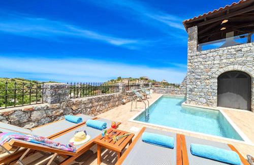 Kournas Villa | Acrothea Villa Heated Pool