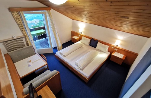 Schenna Bed & Breakfast | Active B&B Prairerhof