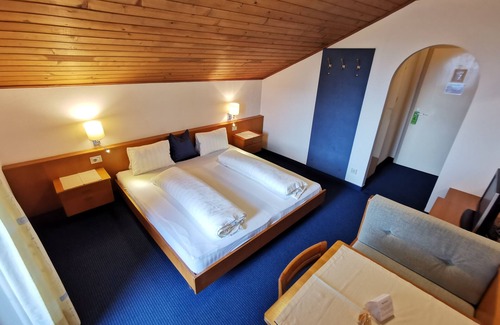 Schenna Bed & Breakfast | Active B&B Prairerhof