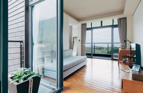 Fengbin Bed & Breakfast | Adagio Shitiping