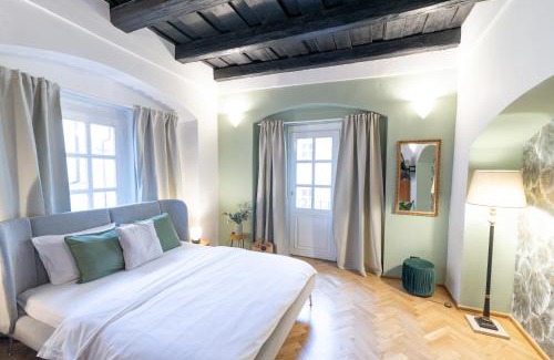 Hradcany Apartment | Adam's Apartment - Great Price & Best Location