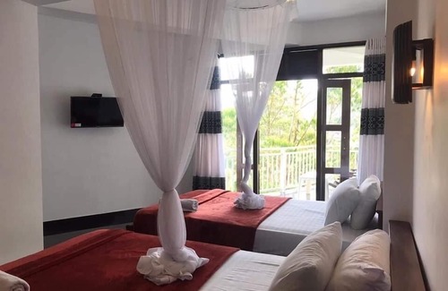 Nallathanniya Hotel | Adams Peak Inn