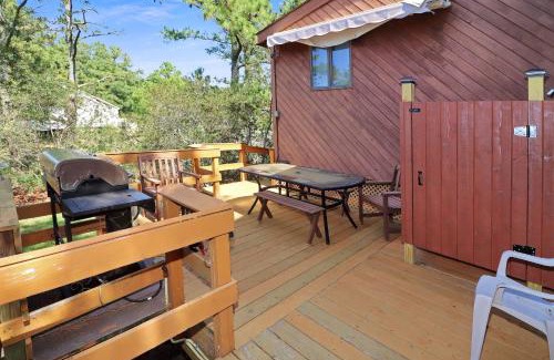 Deep Hole House | Admiral Benbow - contemporary home with shared boat ramp