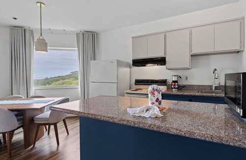 Yachats Hotel | Adobe Resort