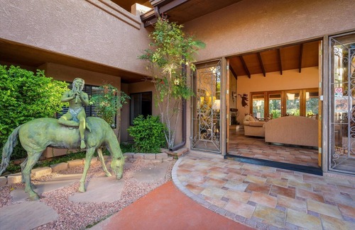 Oak Creek Condo | Adobe Village Studio Suite- Painted Desert 1 Bedroom Condo by RedAwning