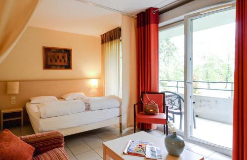 Divonne-les-Bains Hotel | Adonis Divonne-Les-Bains Résidence Du Lac