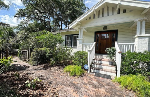 Duckpond House | Adorable 2bed/1.5 bath house in Duck Pond