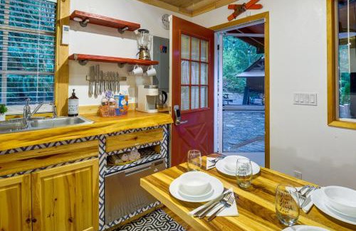 Hoodsport House | Adorable A-Frame Cabin, Steps to Lake Cushman!