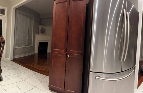 Ajax House | Adorable Ajax House for Rent