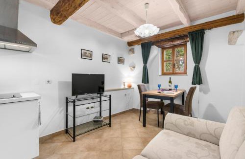Pican Apartment | Adorable apartment San Rocco 2