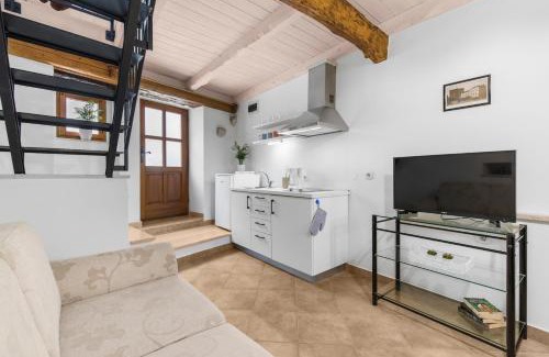 Pican Apartment | Adorable apartment San Rocco 2