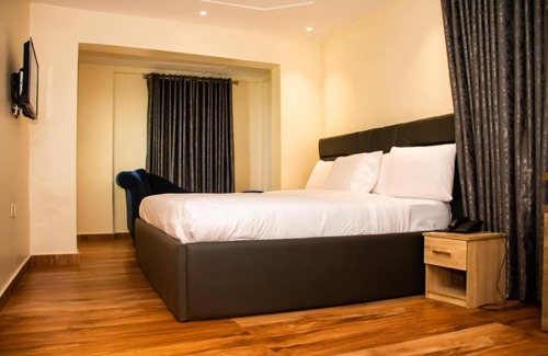 Somolu Hotel | Adun Suites